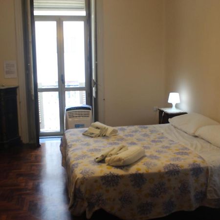 Casa Vacanze Anna E Bruno 살레르노 외부 사진